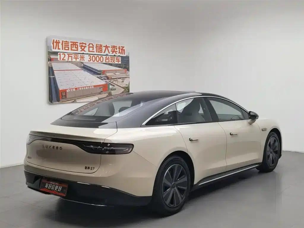 Zhijie S7 2024 Max Rear-Wheel Drive Long-Range Intelligent Driving Edition — миниатюра 2