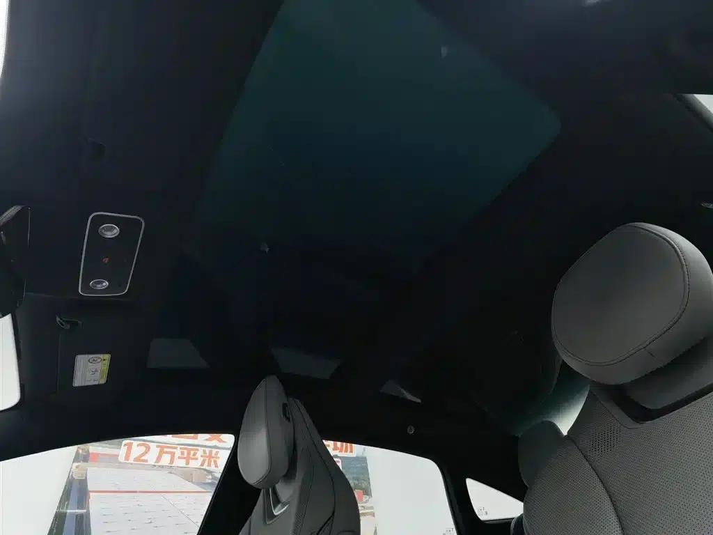 Zhijie S7 2024 Max Rear-Wheel Drive Long-Range Intelligent Driving Edition — миниатюра 14