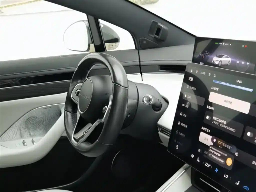 Zhijie S7 2024 Max Rear-Wheel Drive Long-Range Intelligent Driving Edition — миниатюра 22