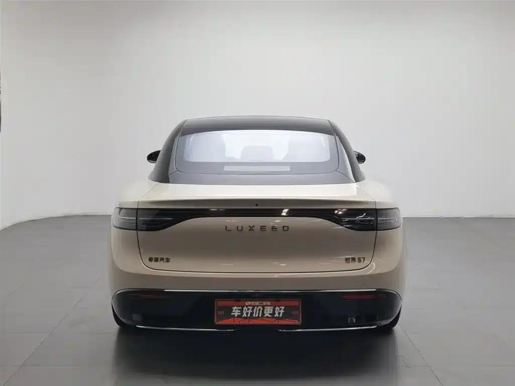 Zhijie S7 2024 Max Rear-Wheel Drive Long-Range Intelligent Driving Edition — миниатюра 4