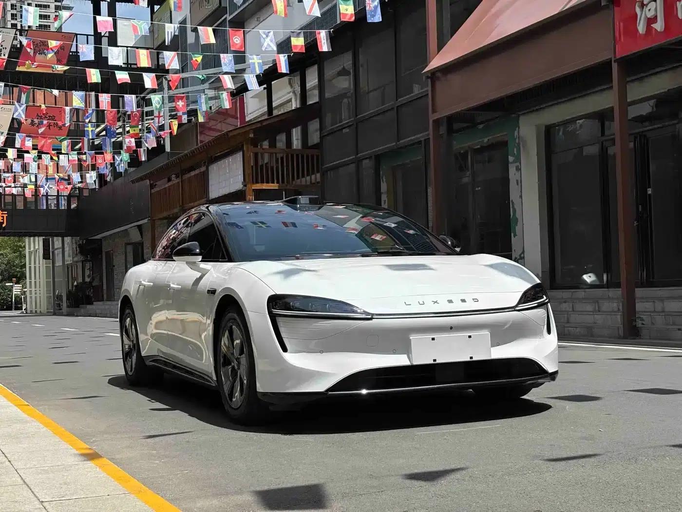 Zhijie S7 2024 Max+ Rear-Wheel Drive Intelligent Driving Edition — миниатюра 3