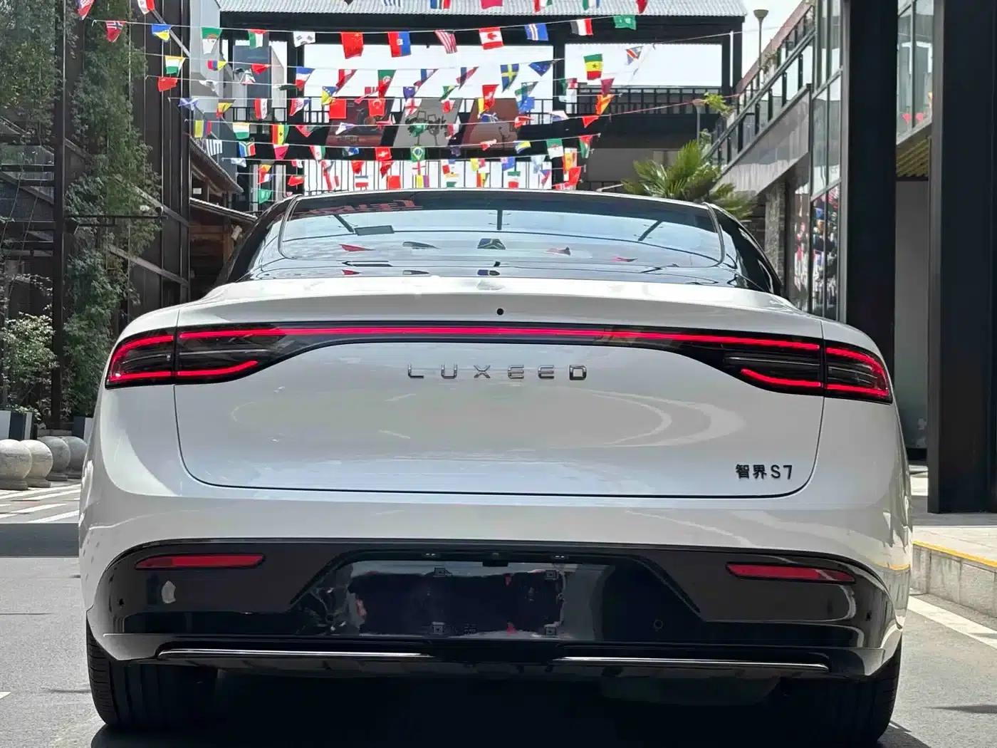Zhijie S7 2024 Max+ Rear-Wheel Drive Intelligent Driving Edition — миниатюра 7