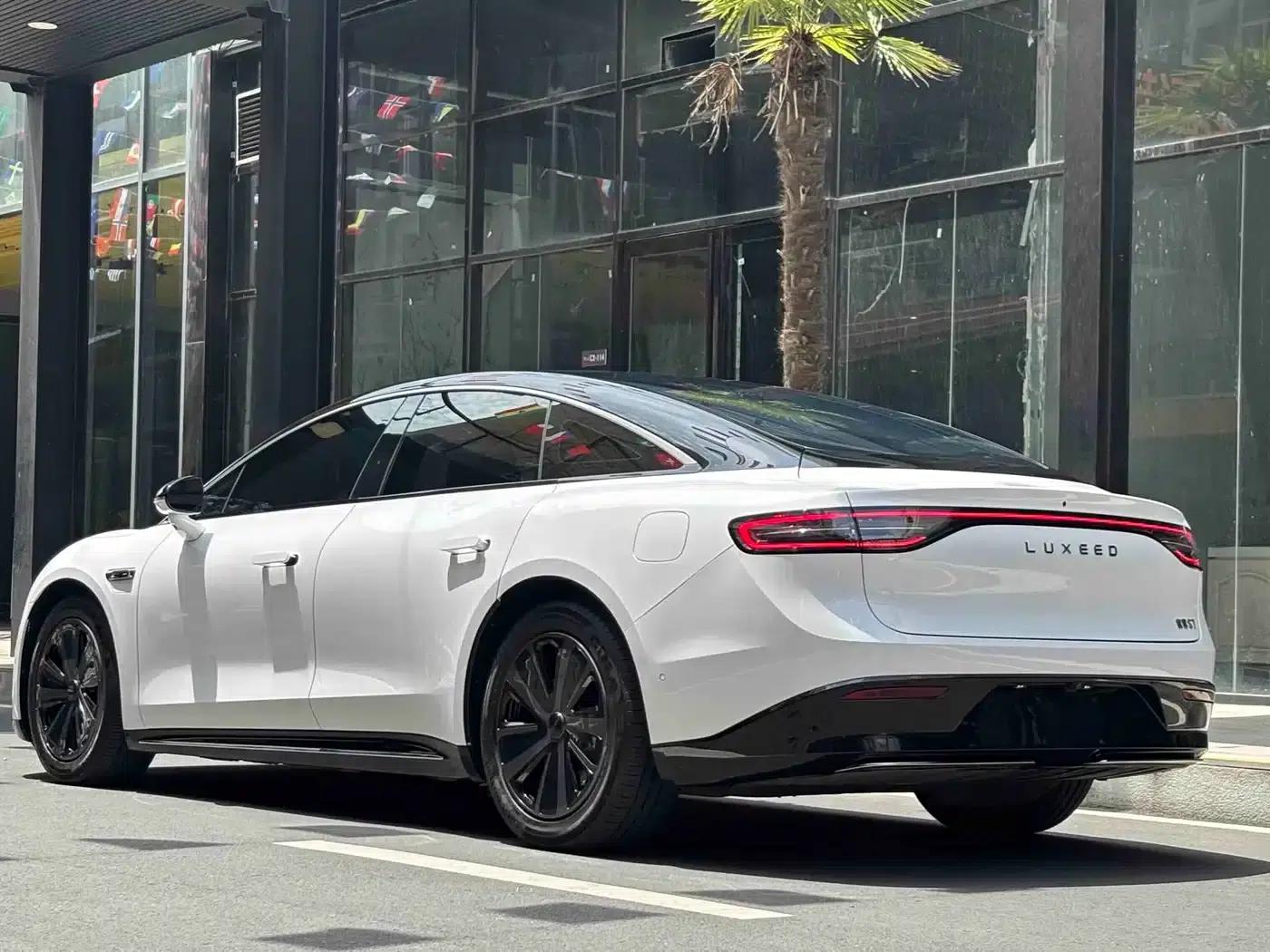 Zhijie S7 2024 Max+ Rear-Wheel Drive Intelligent Driving Edition — миниатюра 8