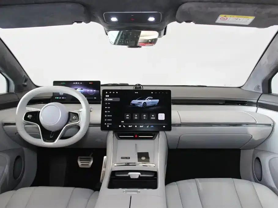 Zhijie S7 2025 Model 705km/h Max — миниатюра 9