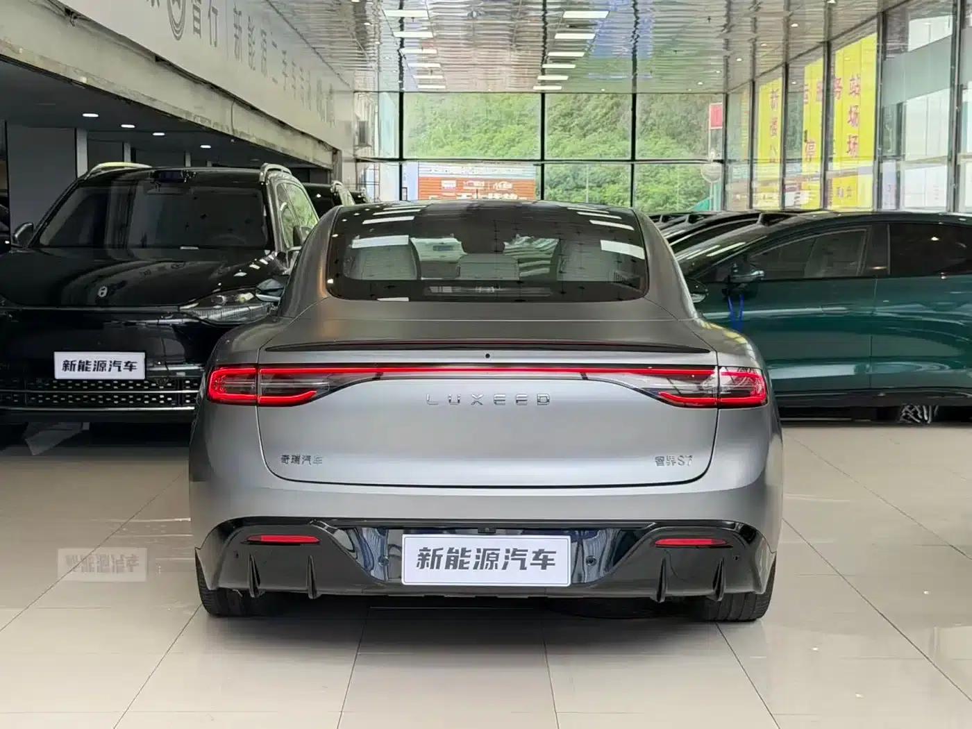 Zhijie S7 2024 Ultra AWD Flagship Edition — миниатюра 4