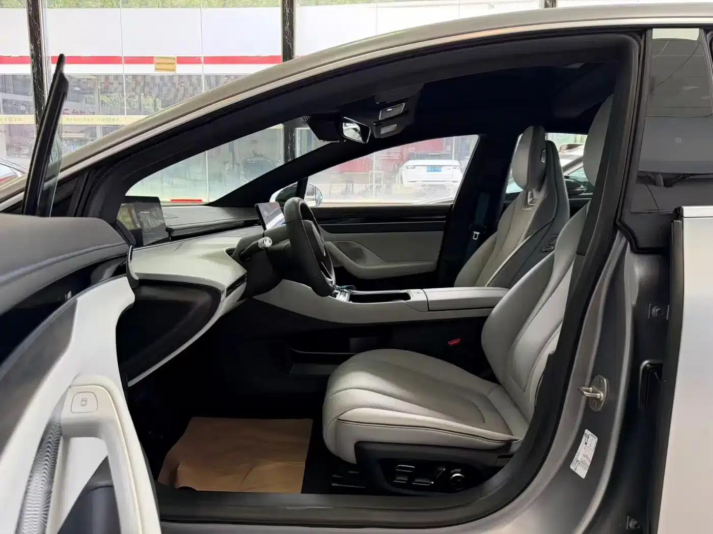 Zhijie S7 2024 Ultra AWD Flagship Edition — миниатюра 6