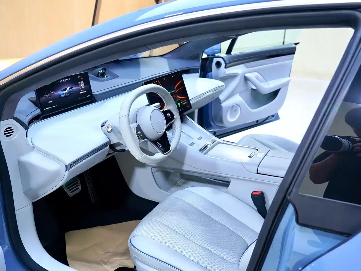 Zhijie S7 2025 Model 705km/h Max — миниатюра 4