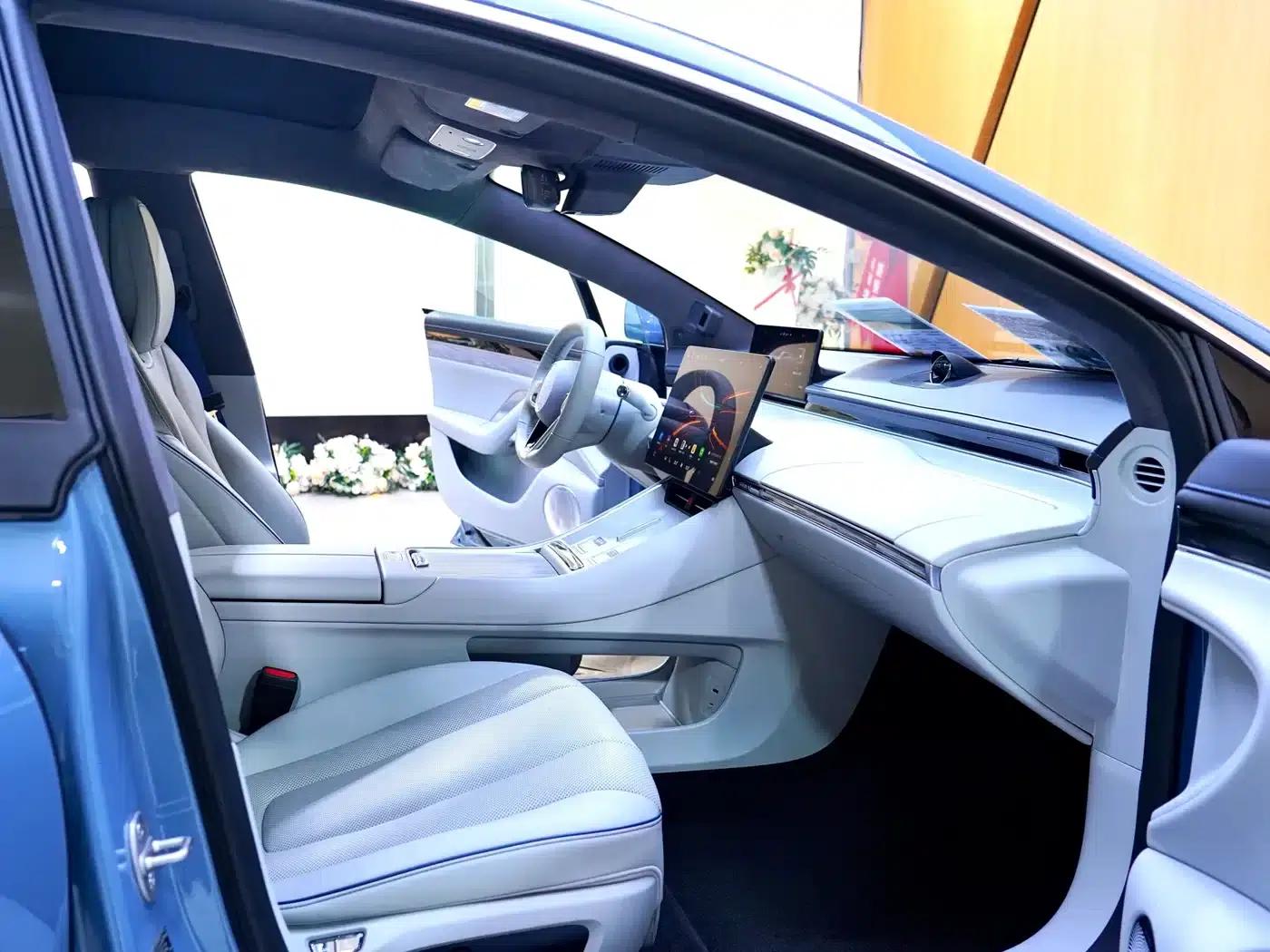 Zhijie S7 2025 Model 705km/h Max — миниатюра 8