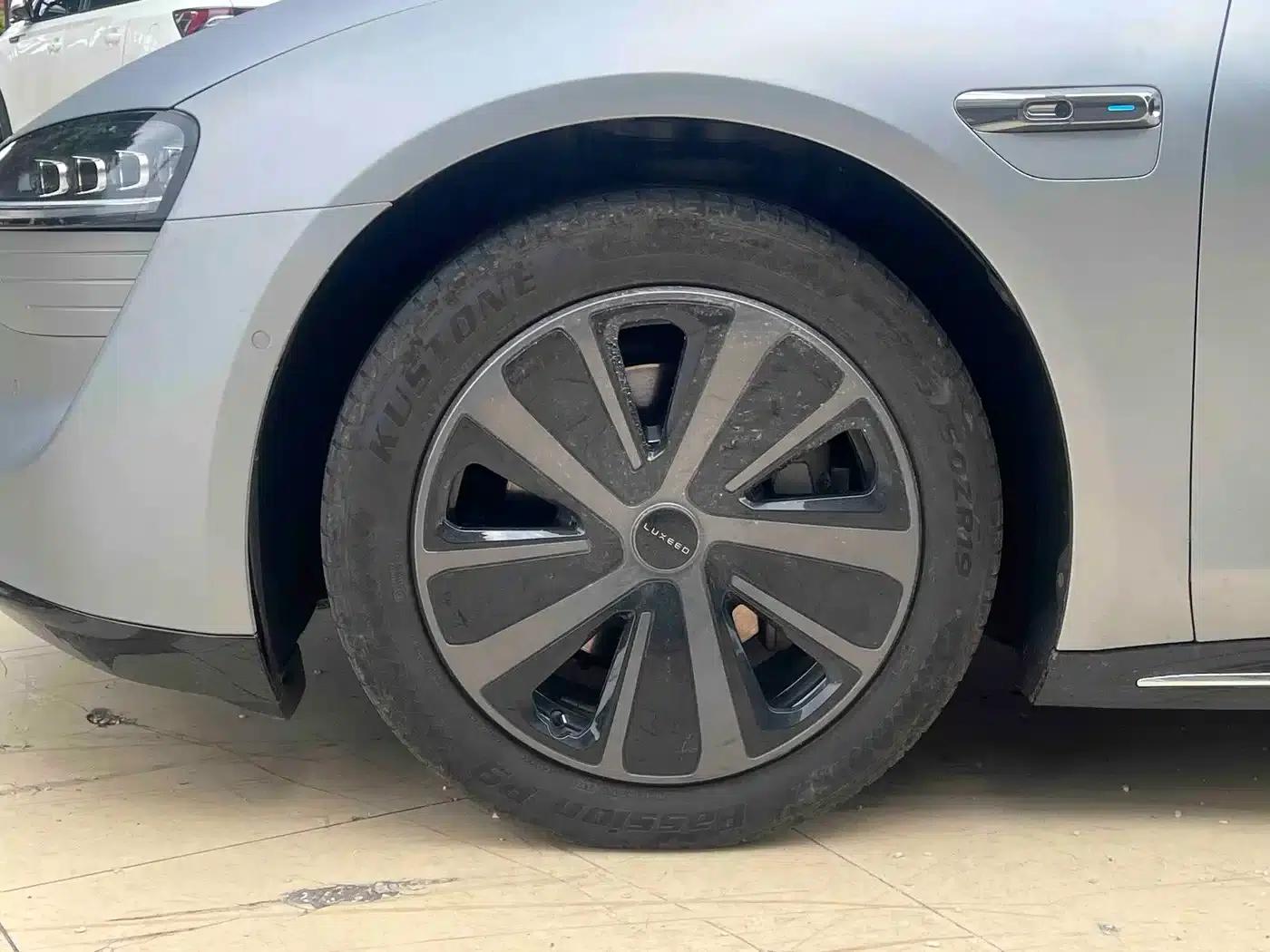 Zhijie S7 2024 Max Rear-Wheel Drive Long-Range Intelligent Driving Edition — миниатюра 5