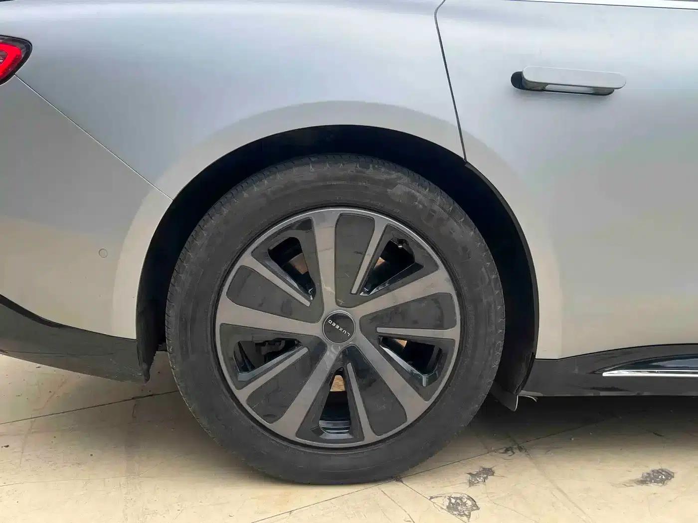 Zhijie S7 2024 Max Rear-Wheel Drive Long-Range Intelligent Driving Edition — миниатюра 8