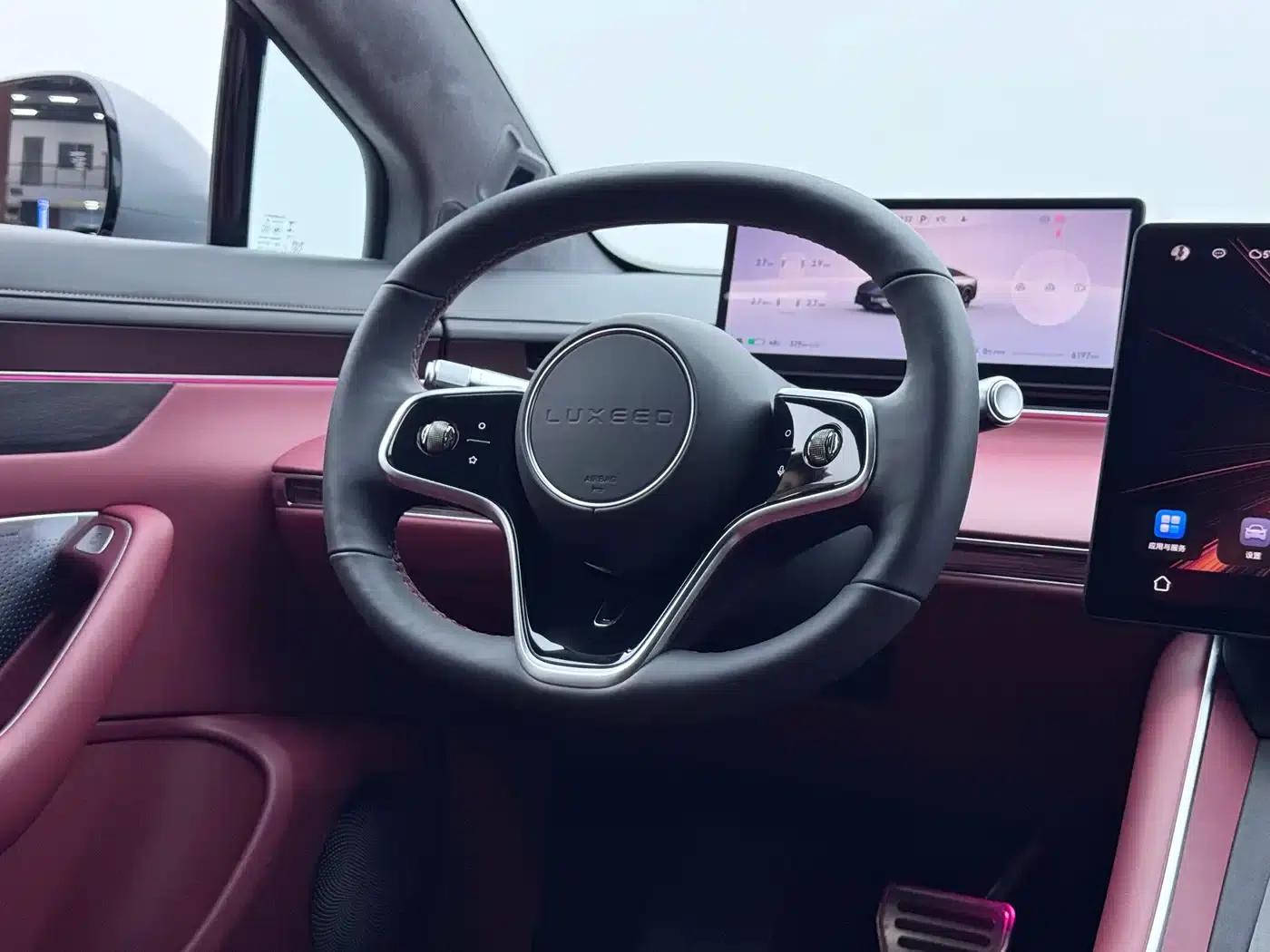 Zhijie S7 2025 703km Ultra Sport Edition — миниатюра 19