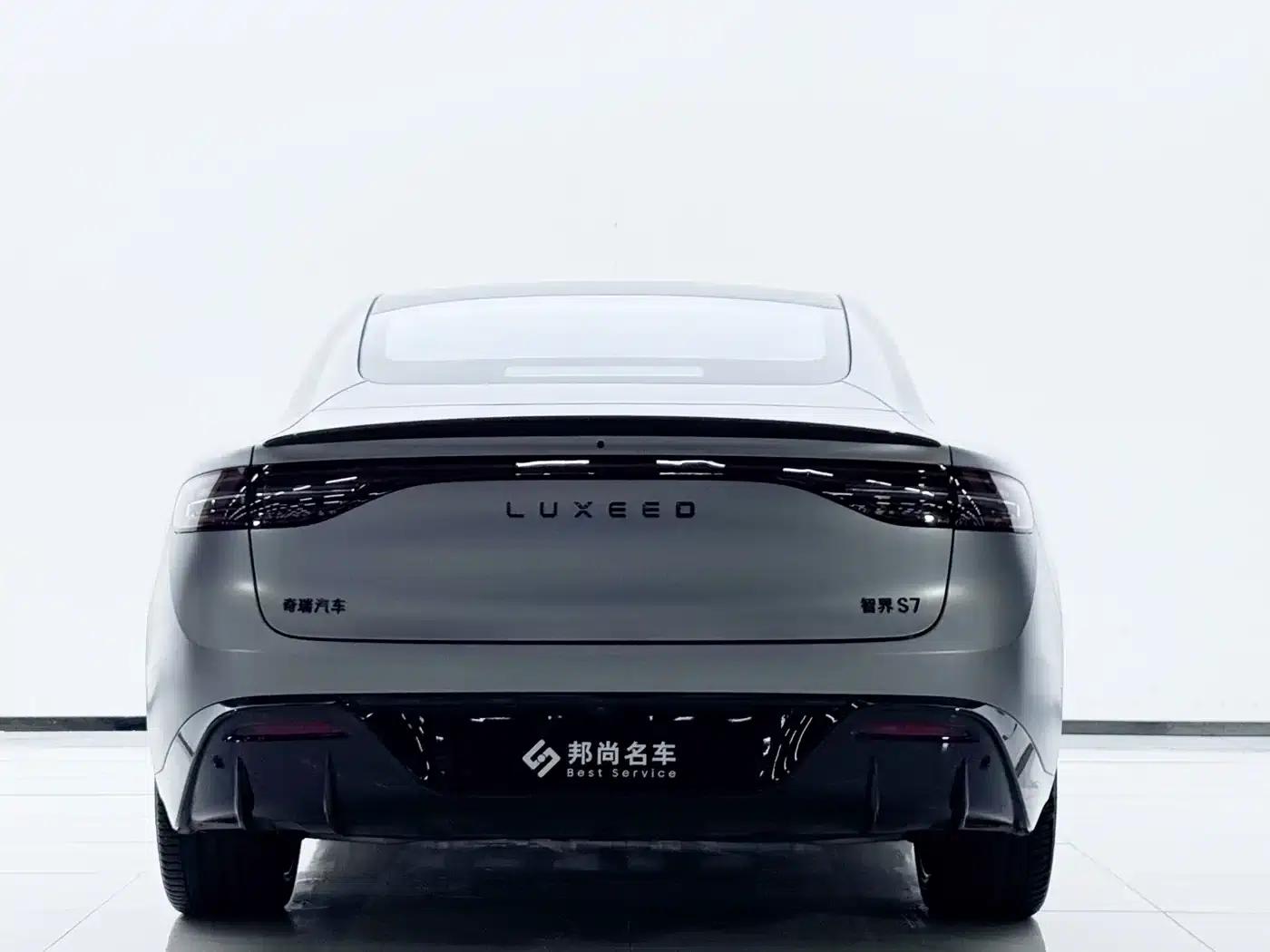 Zhijie S7 2025 703km Ultra Sport Edition — миниатюра 23