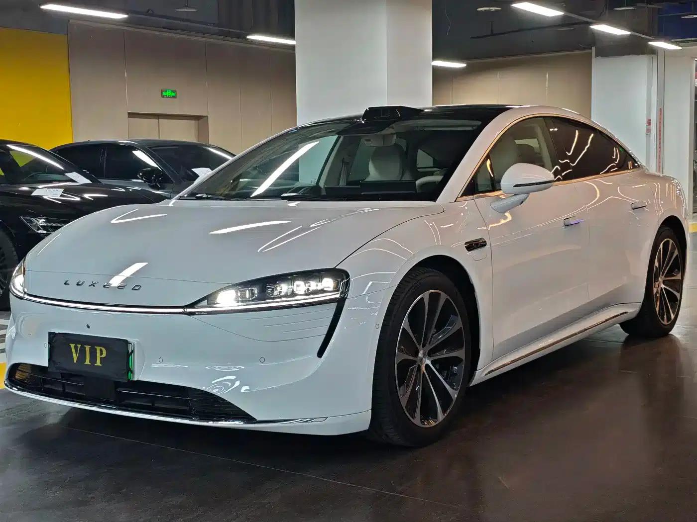 Zhijie S7 2025 Model 705km/h Max — миниатюра 1