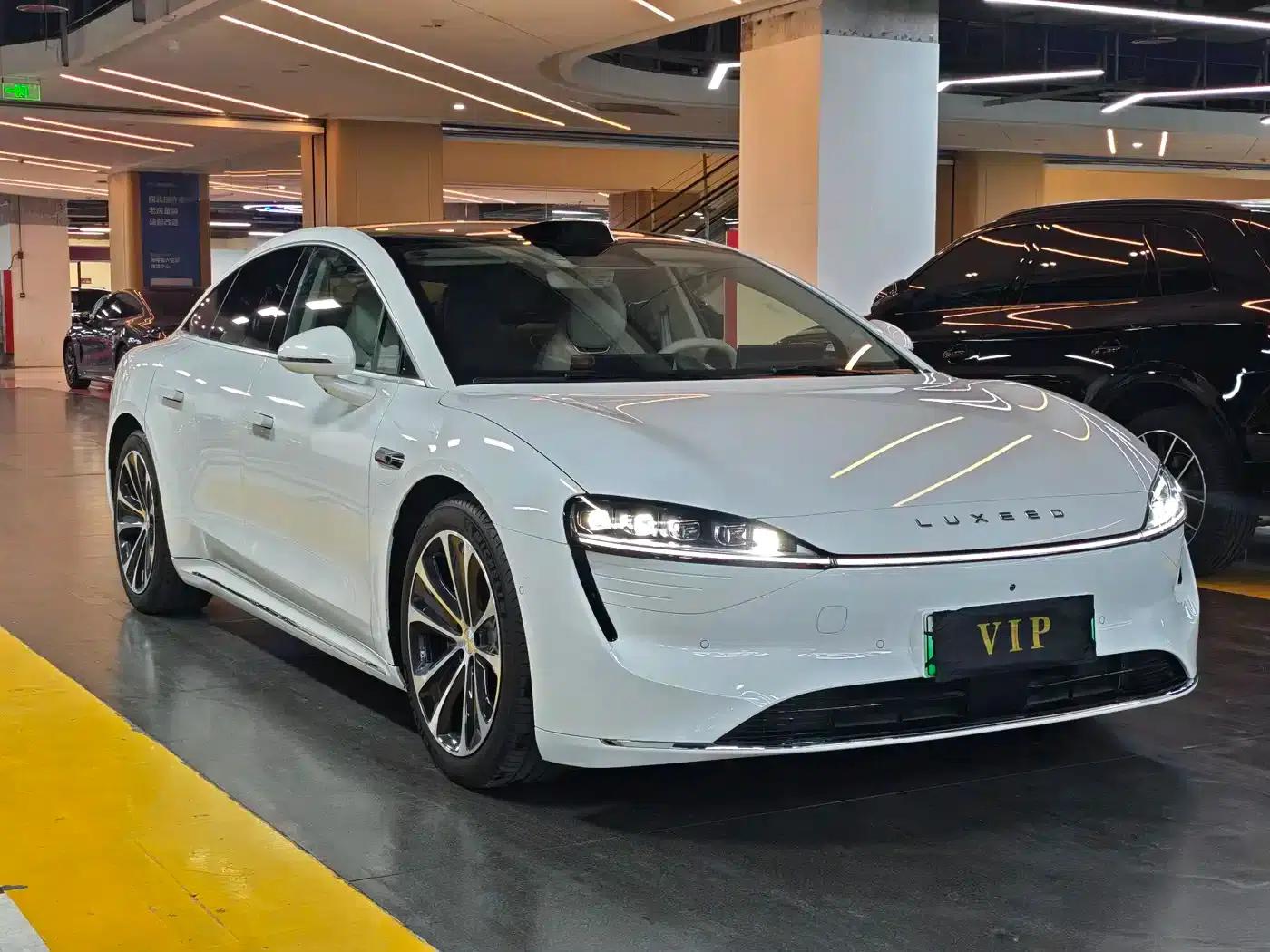 Zhijie S7 2025 Model 705km/h Max — миниатюра 3