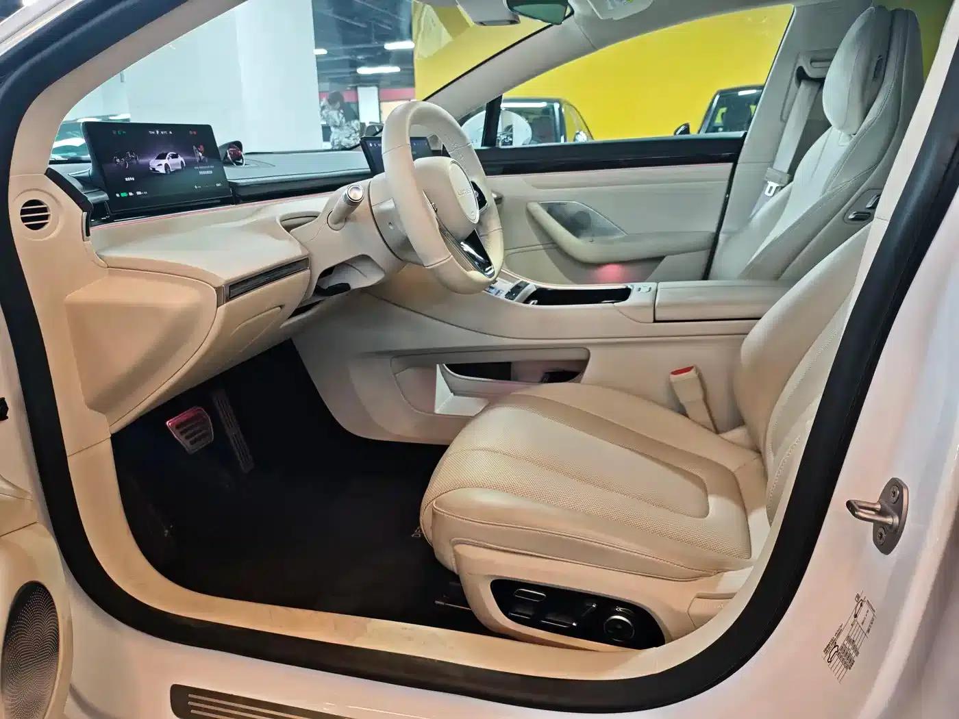 Zhijie S7 2025 Model 705km/h Max — миниатюра 9