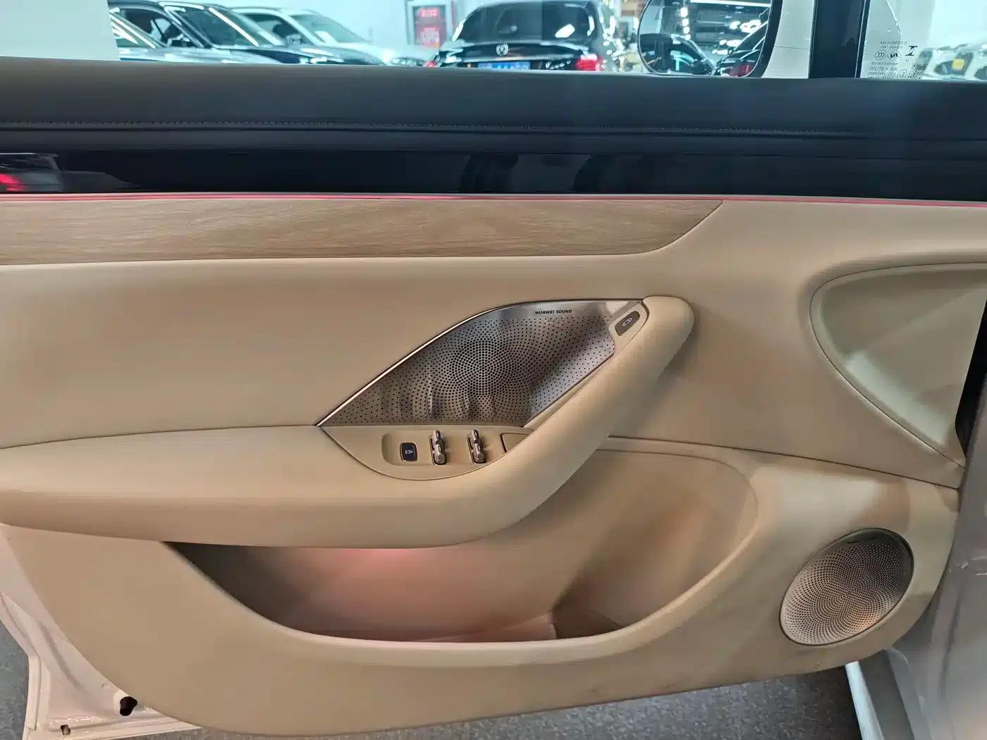 Zhijie S7 2025 Model 705km/h Max — миниатюра 10