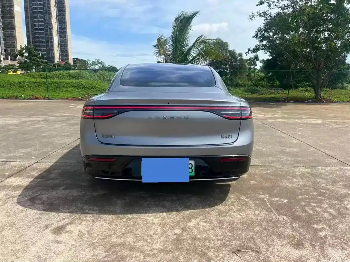 Zhijie S7 2024 Max Rear-Wheel Drive Long-Range Intelligent Driving Edition — миниатюра 5