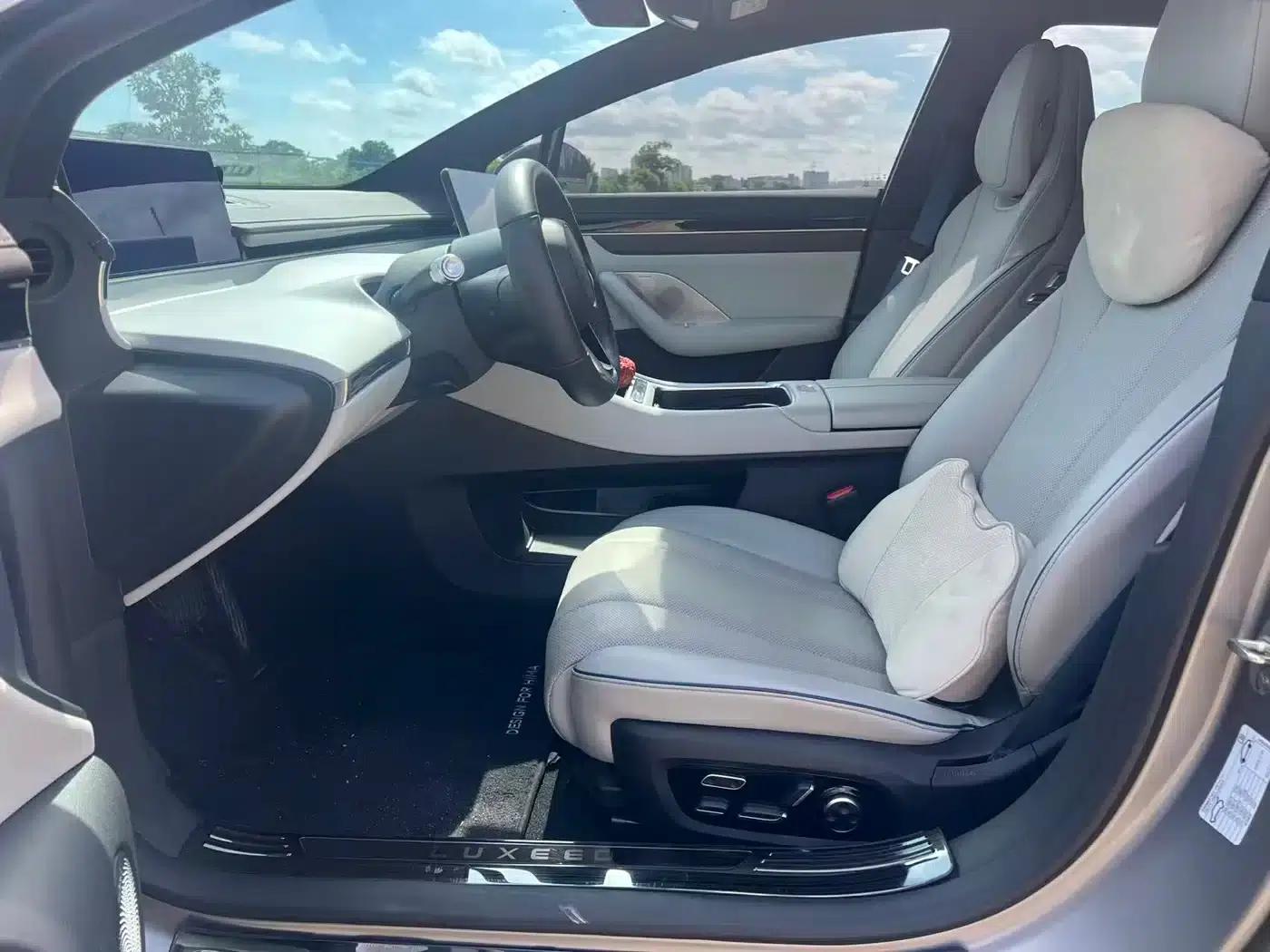 Zhijie S7 2024 Max Rear-Wheel Drive Long-Range Intelligent Driving Edition — миниатюра 7