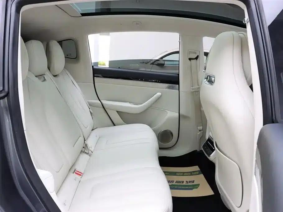 Zhijie R7 2025 Model Extended Range 251km Pro — миниатюра 17