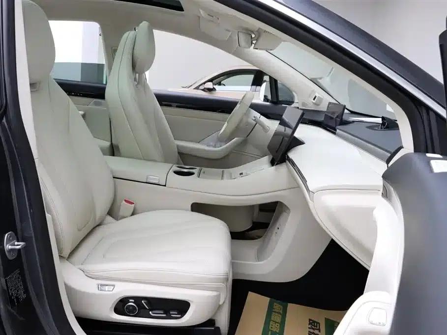 Zhijie R7 2025 Model Extended Range 251km Pro — миниатюра 19