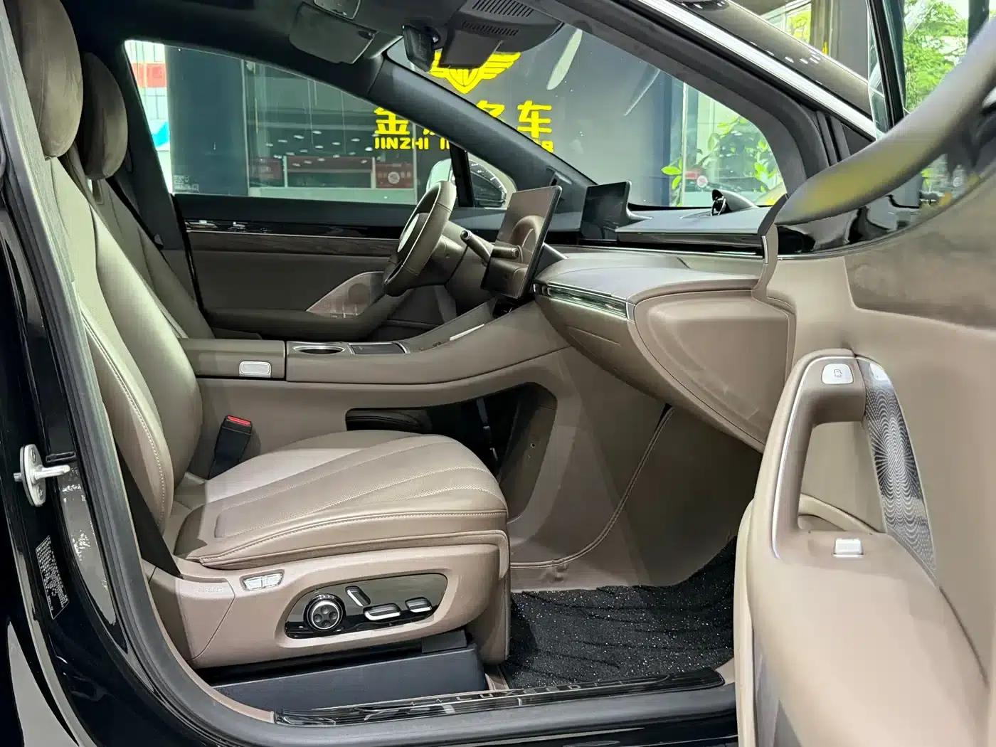 Zhijie R7 2024 Pure Electric 736km Ultra — миниатюра 17