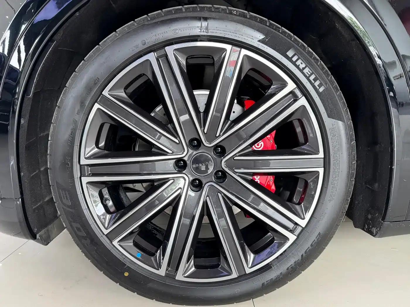Zhijie R7 2024 Pure Electric 736km Ultra — миниатюра 6