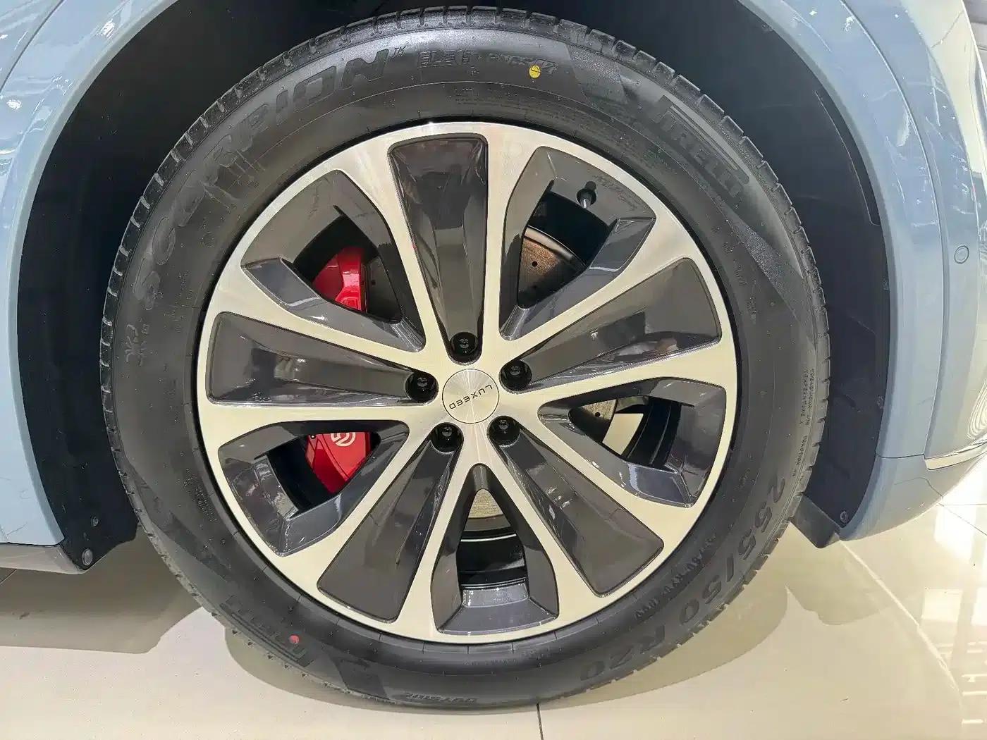 Zhijie R7 2024 Pure Electric 736km Ultra — миниатюра 13