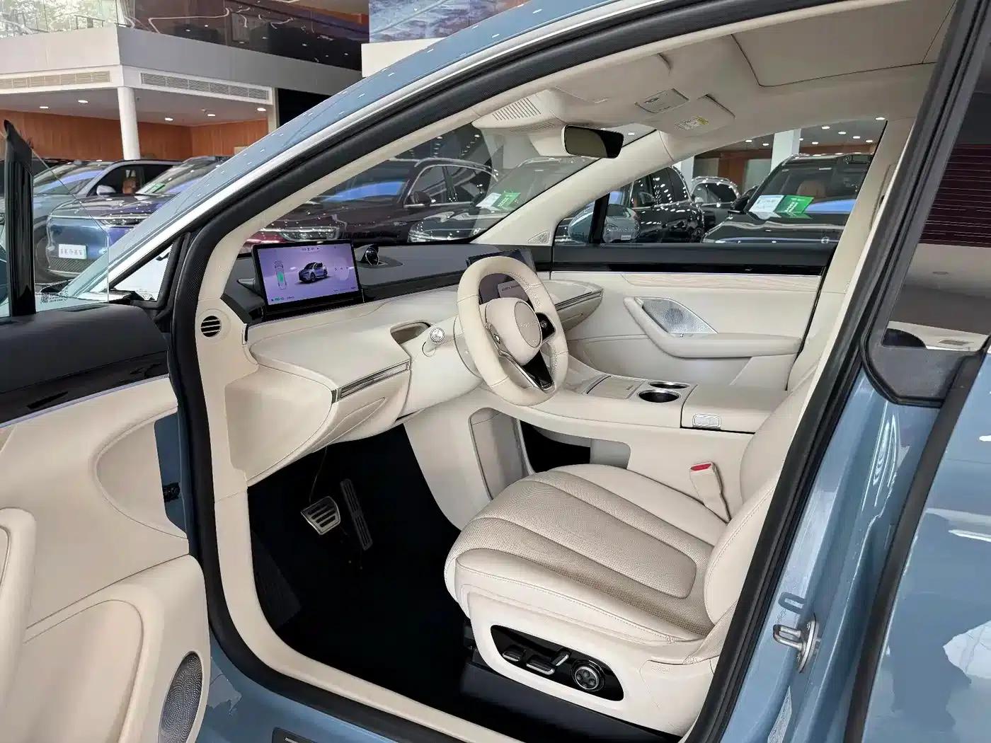 Zhijie R7 2024 Pure Electric 736km Ultra — миниатюра 8