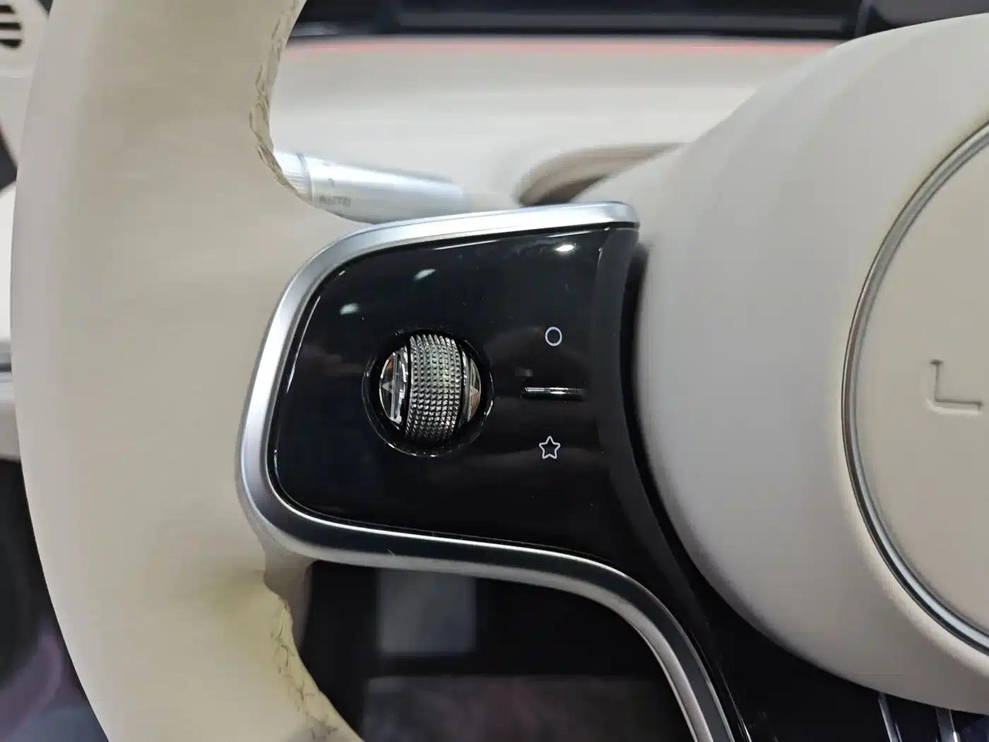 Zhijie R7 2025 Model, Extended Range 331km Ultra — миниатюра 12