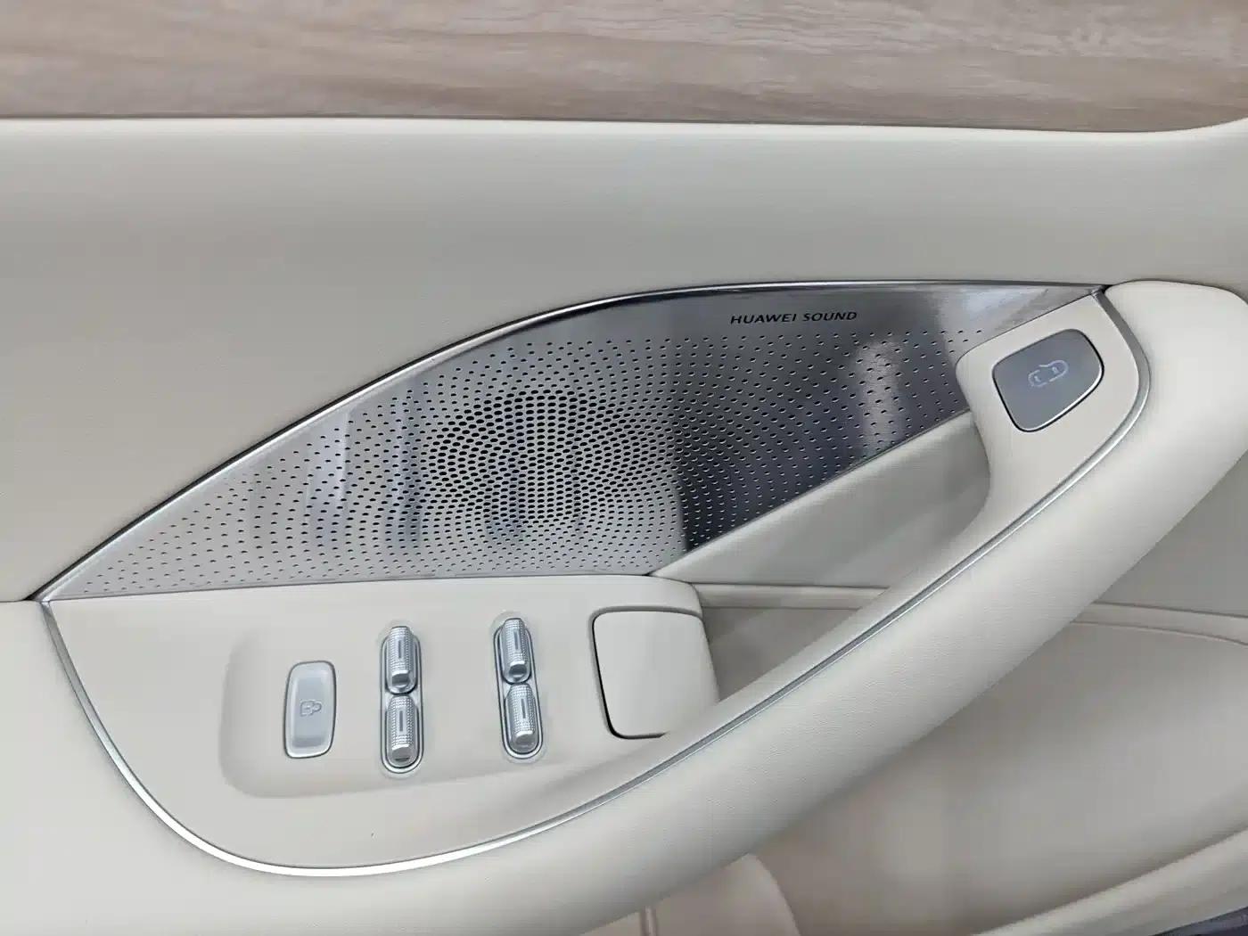 Zhijie R7 2025 Model, Extended Range 331km Ultra — миниатюра 16