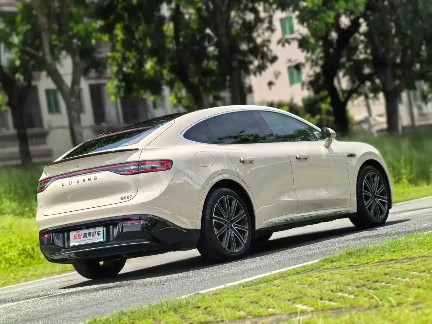 Zhijie R7 2025 Model, Extended Range 251km Max — миниатюра 7