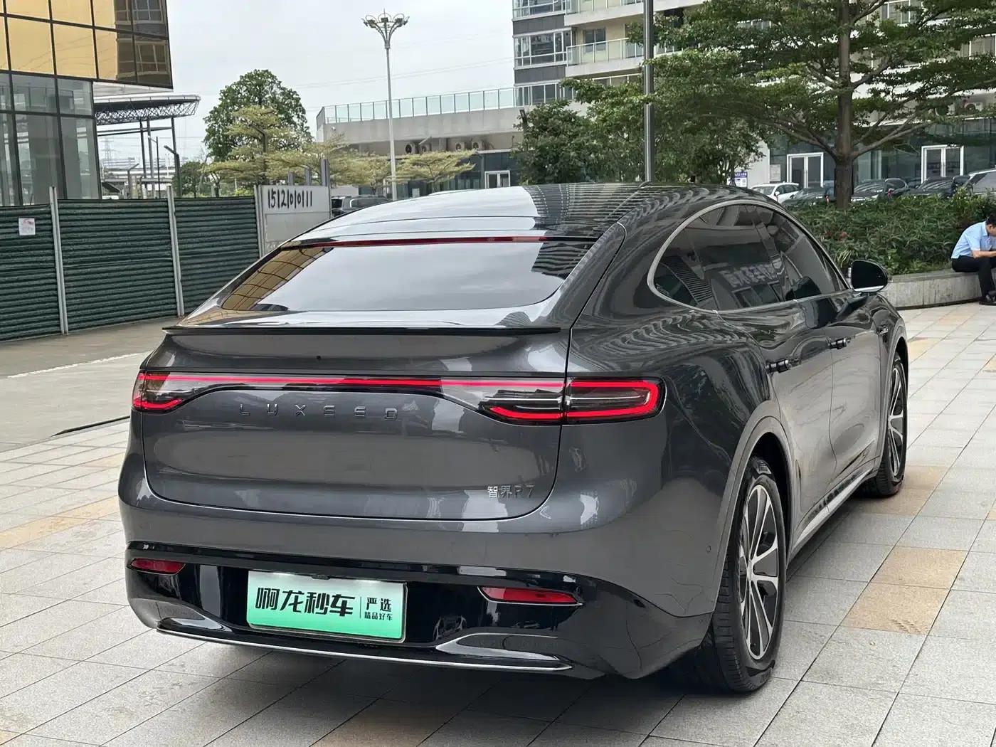 Zhijie R7 2024 Pure Electric 802km Max — миниатюра 19
