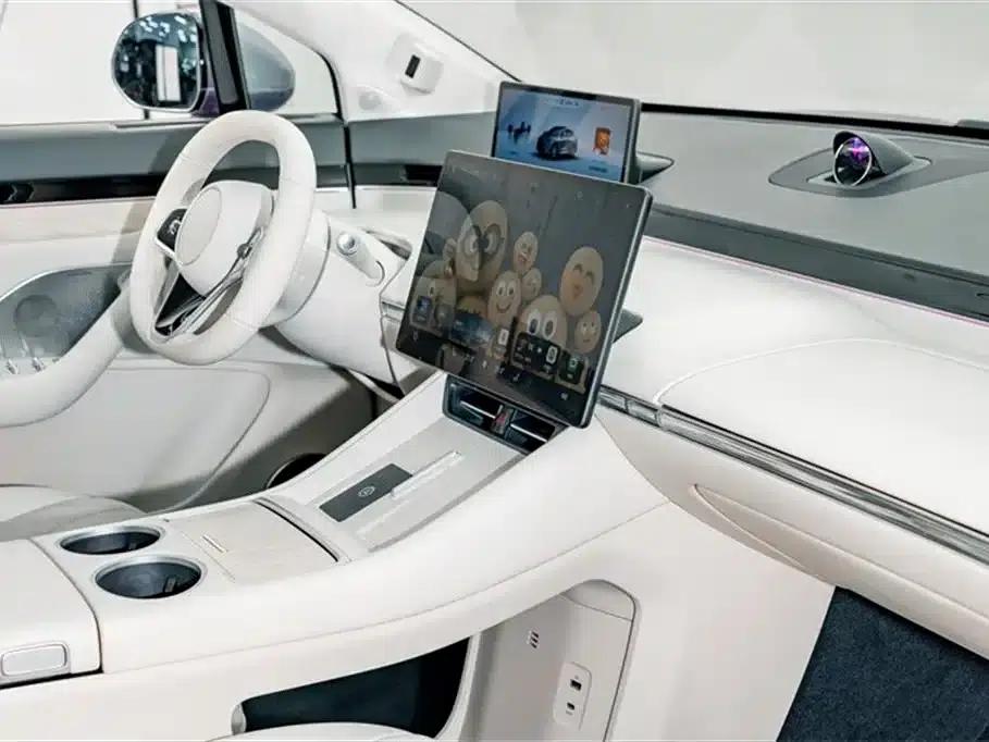 Zhijie R7 2024 Pure Electric 802km Max — миниатюра 17