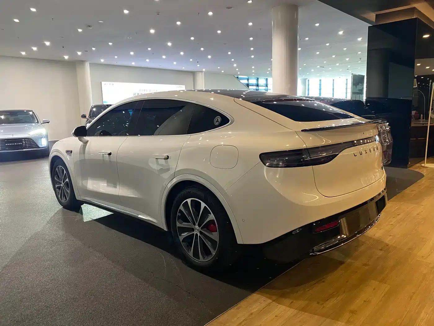 Zhijie R7 2025 Model, Extended Range 331km Ultra — миниатюра 15
