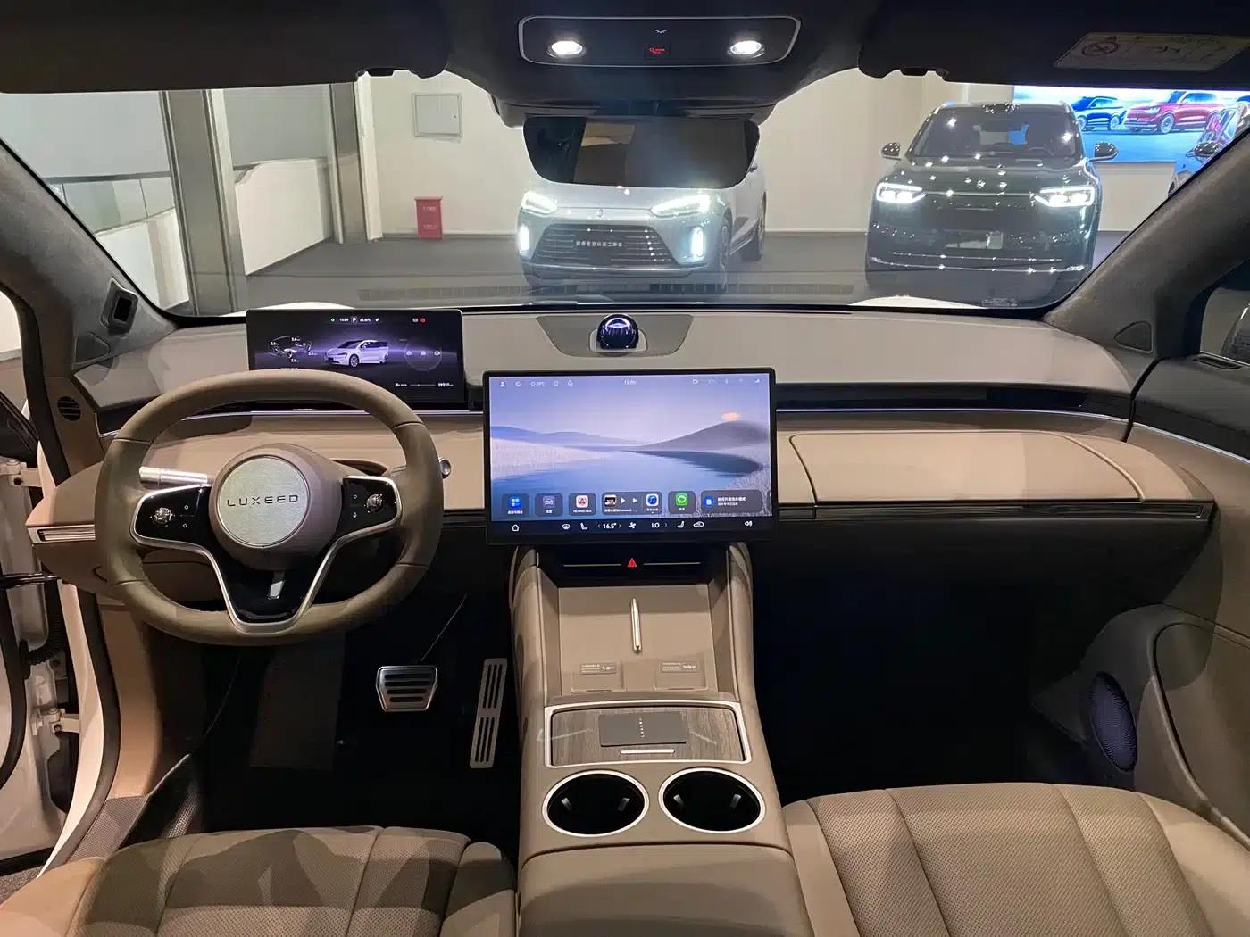 Zhijie R7 2025 Model, Extended Range 331km Ultra — миниатюра 9