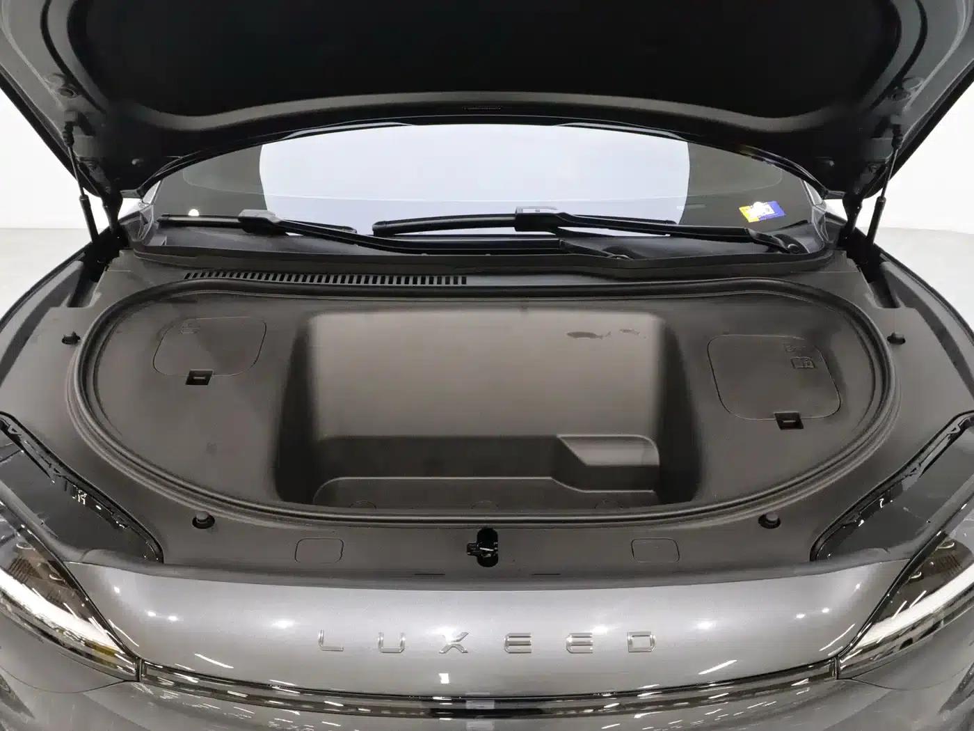 Zhijie R7 2024 Pure Electric 802km Max — миниатюра 21