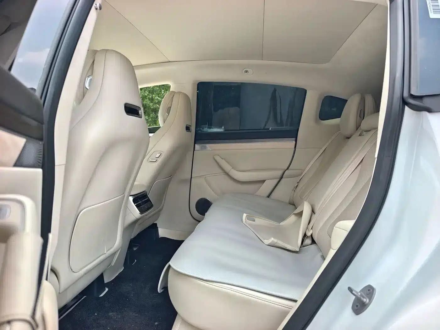 Zhijie R7 2024 Pure Electric 802km Max — миниатюра 8