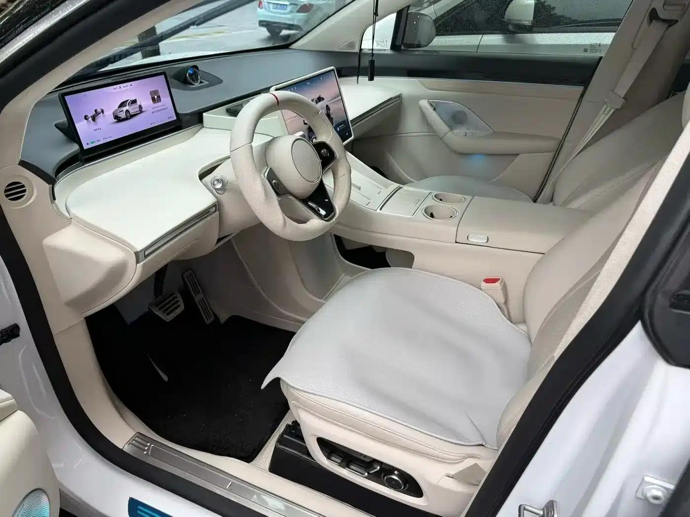 Zhijie R7 2024 Pure Electric 802km Max — миниатюра 9