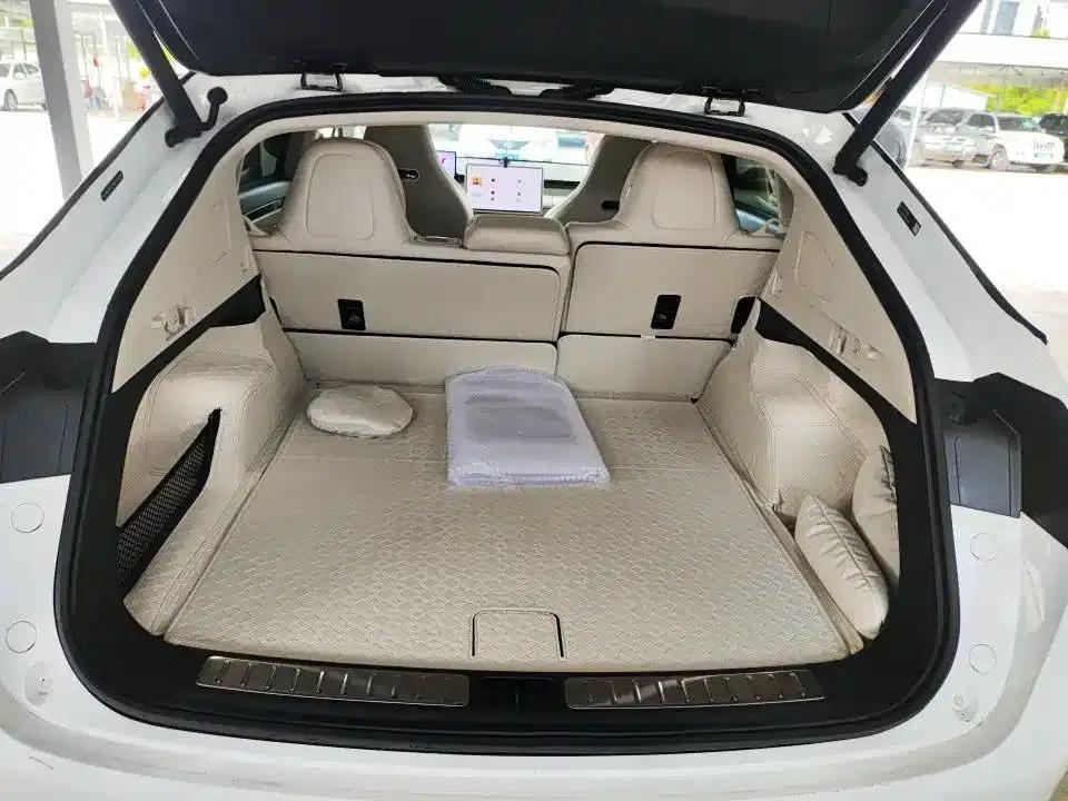 Zhijie R7 2024 Pure Electric 802km Max — миниатюра 10