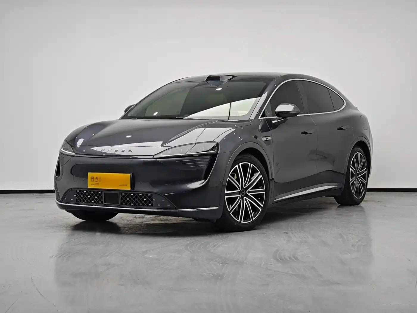 Zhijie R7 2024 Pure Electric 802km Max — миниатюра 1