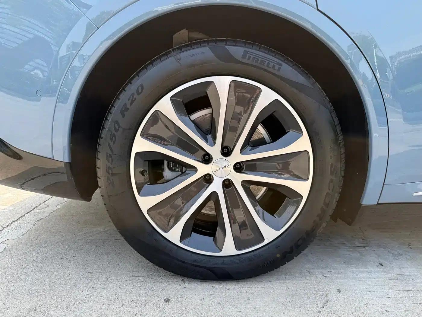 Zhijie R7 2024 Pure Electric 667km Pro — миниатюра 12