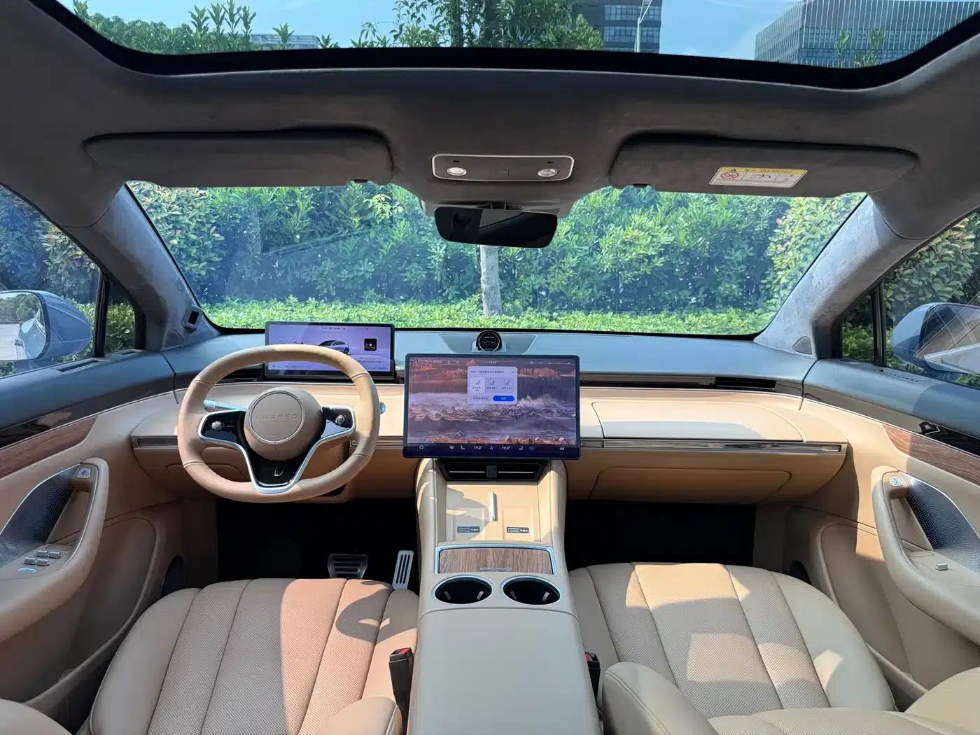 Zhijie R7 2024 Pure Electric 667km Pro — миниатюра 8
