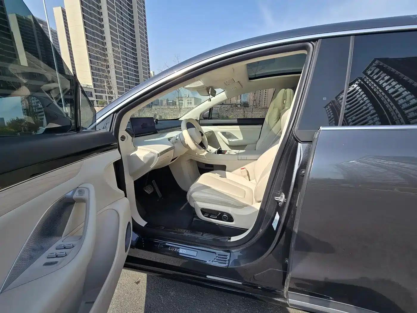 Zhijie R7 2025 Model Extended Range 251km Pro — миниатюра 4