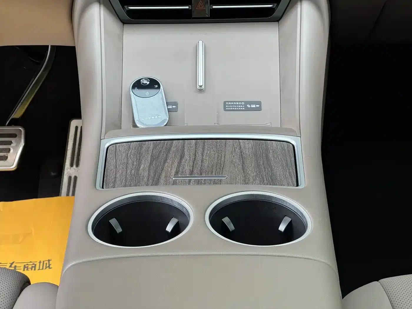 Zhijie R7 2025 Model, Extended Range 251km Max — миниатюра 12