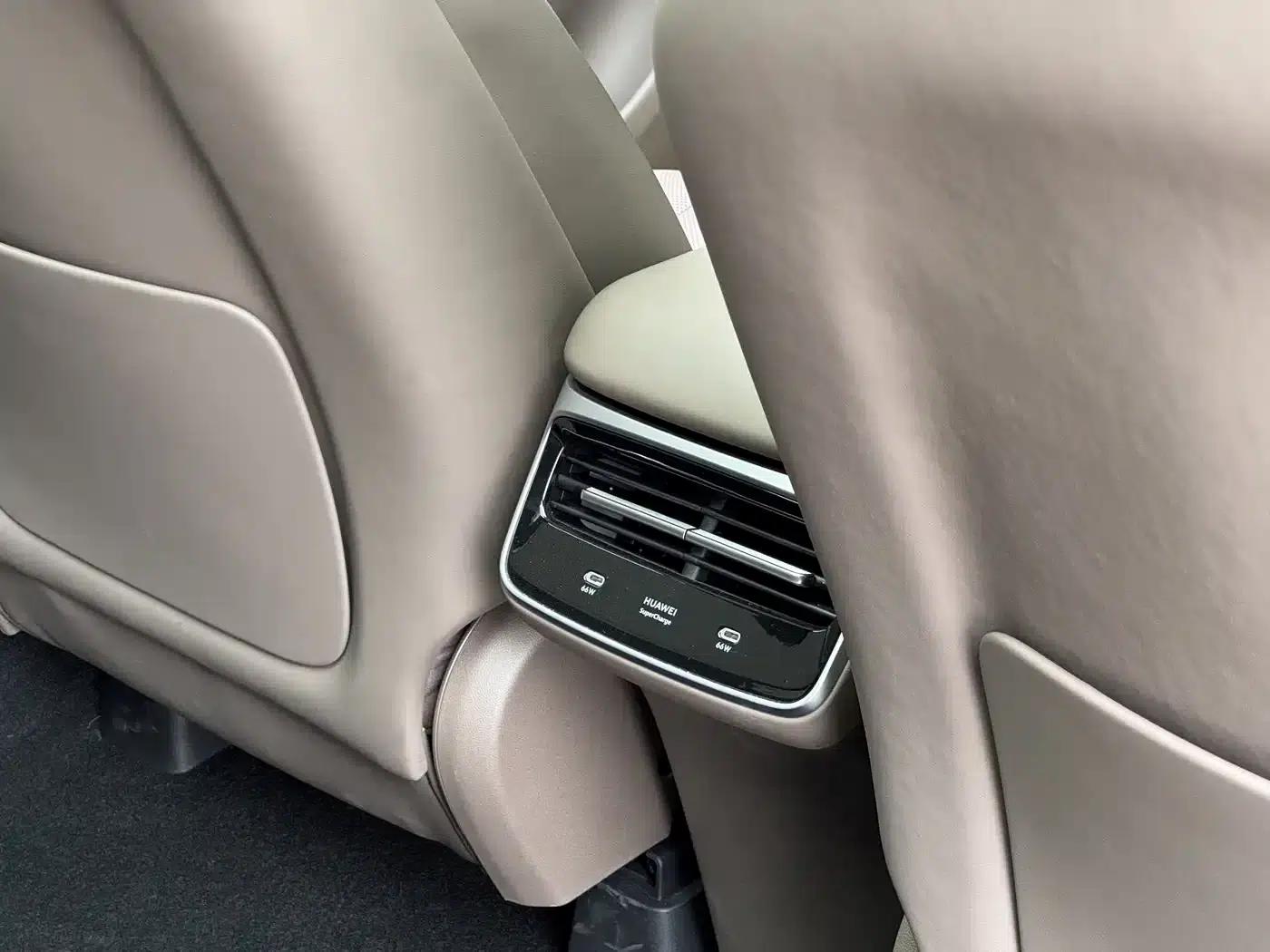 Zhijie R7 2025 Model, Extended Range 251km Max — миниатюра 21