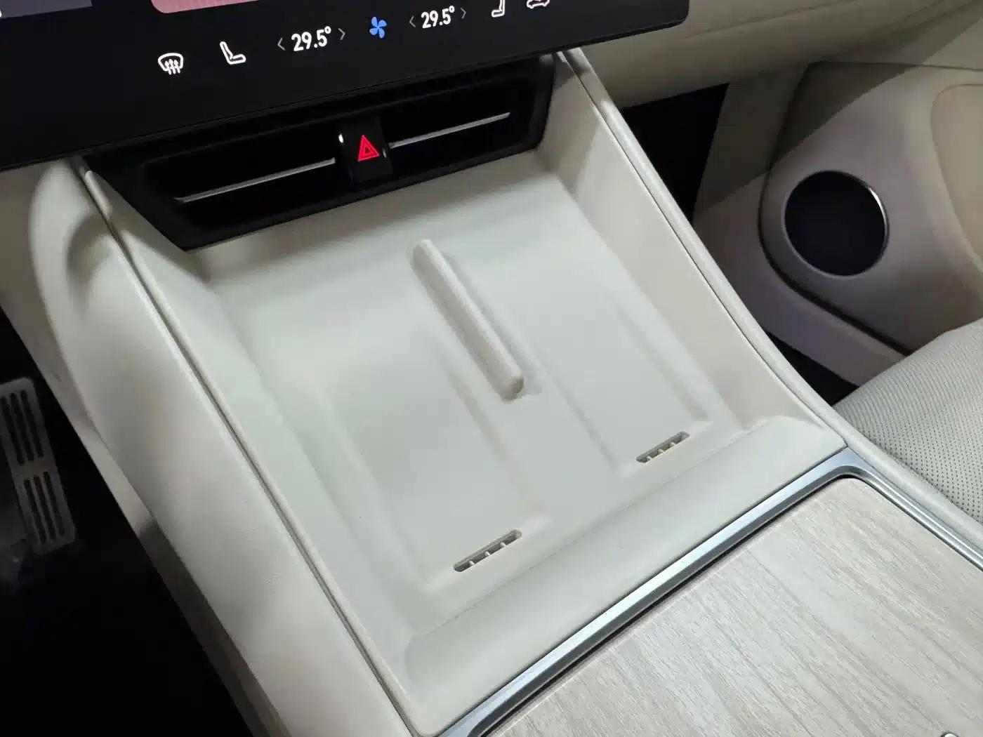 Zhijie R7 2024 Pure Electric 802km Max — миниатюра 16