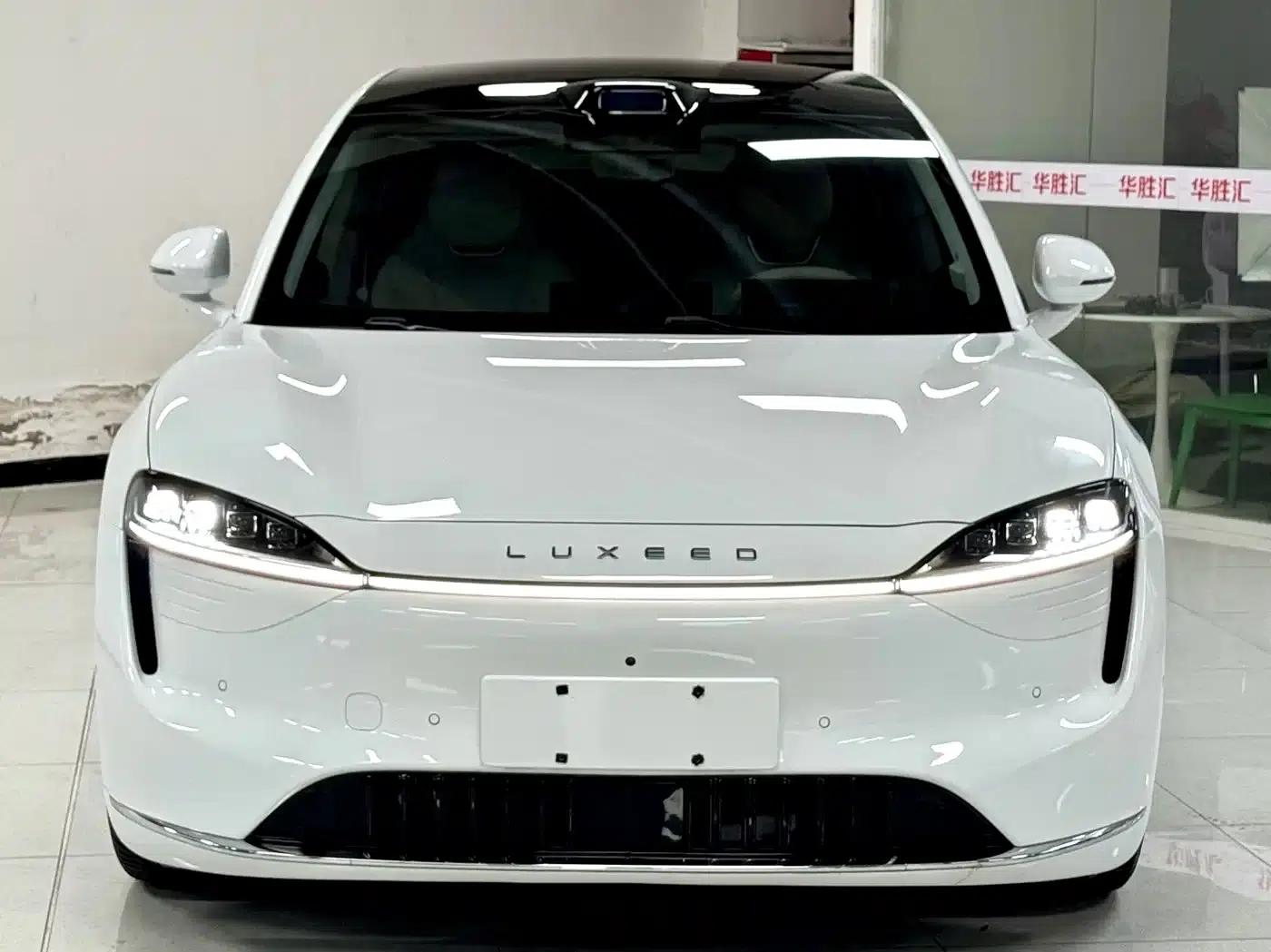 Zhijie R7 2024 Pure Electric 802km Max — миниатюра 19