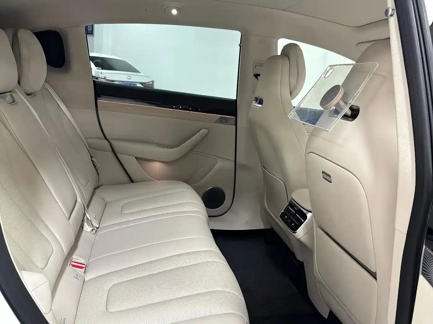 Zhijie R7 2024 Pure Electric 802km Max — миниатюра 5