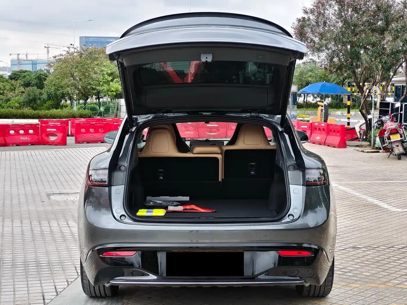 Zhijie R7 2024 Pure Electric 667km Pro — миниатюра 8