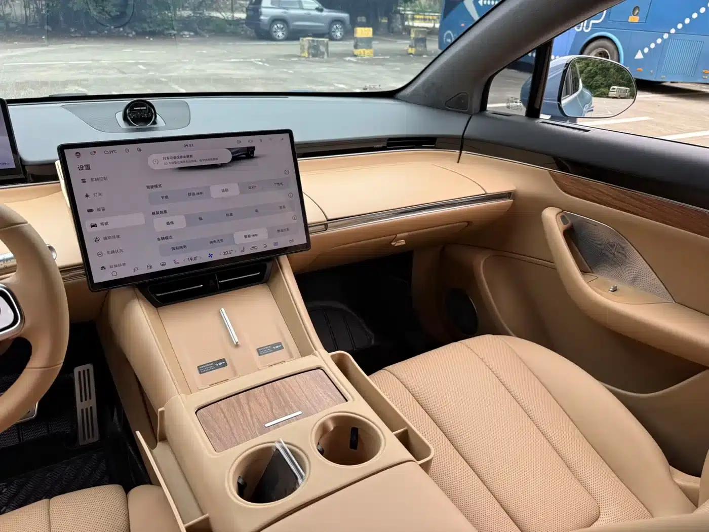 Zhijie R7 2025 Model, Extended Range 331km Ultra — миниатюра 5
